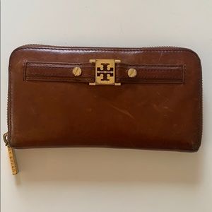 Tory Burch Leather Wallet